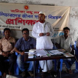 শিশুবিয়ে বন্ধে দাকোপে জীবনদক্ষতা কর্মশালা শেষ