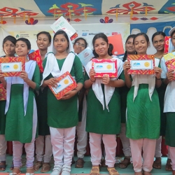 সবুজ উপকূল ২০১৬, লিখে-এঁকে পুরষ্কার জিতল কলাপাড়ার পড়ুয়ারা